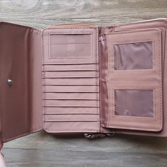 Wristlet wallet - Picture 3 of 8